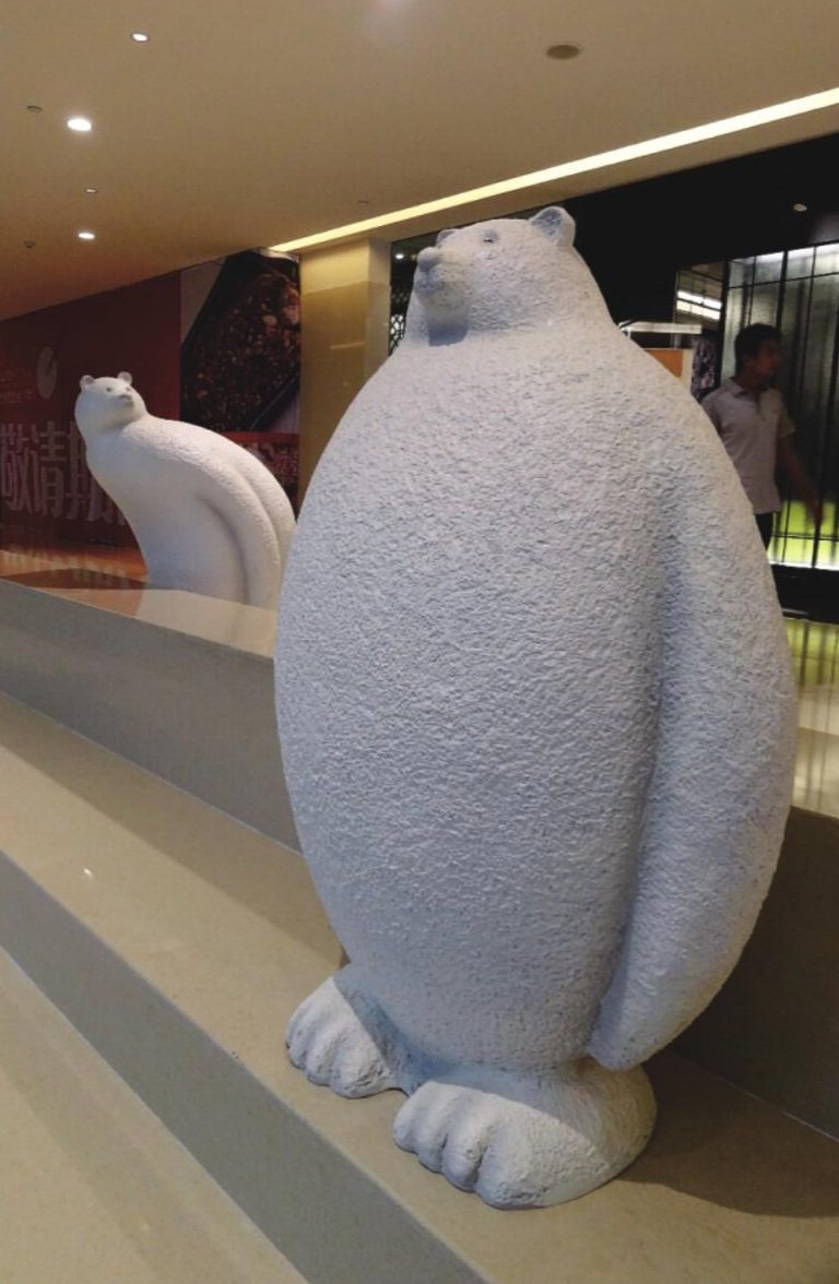 Close view of a white textured animal figure